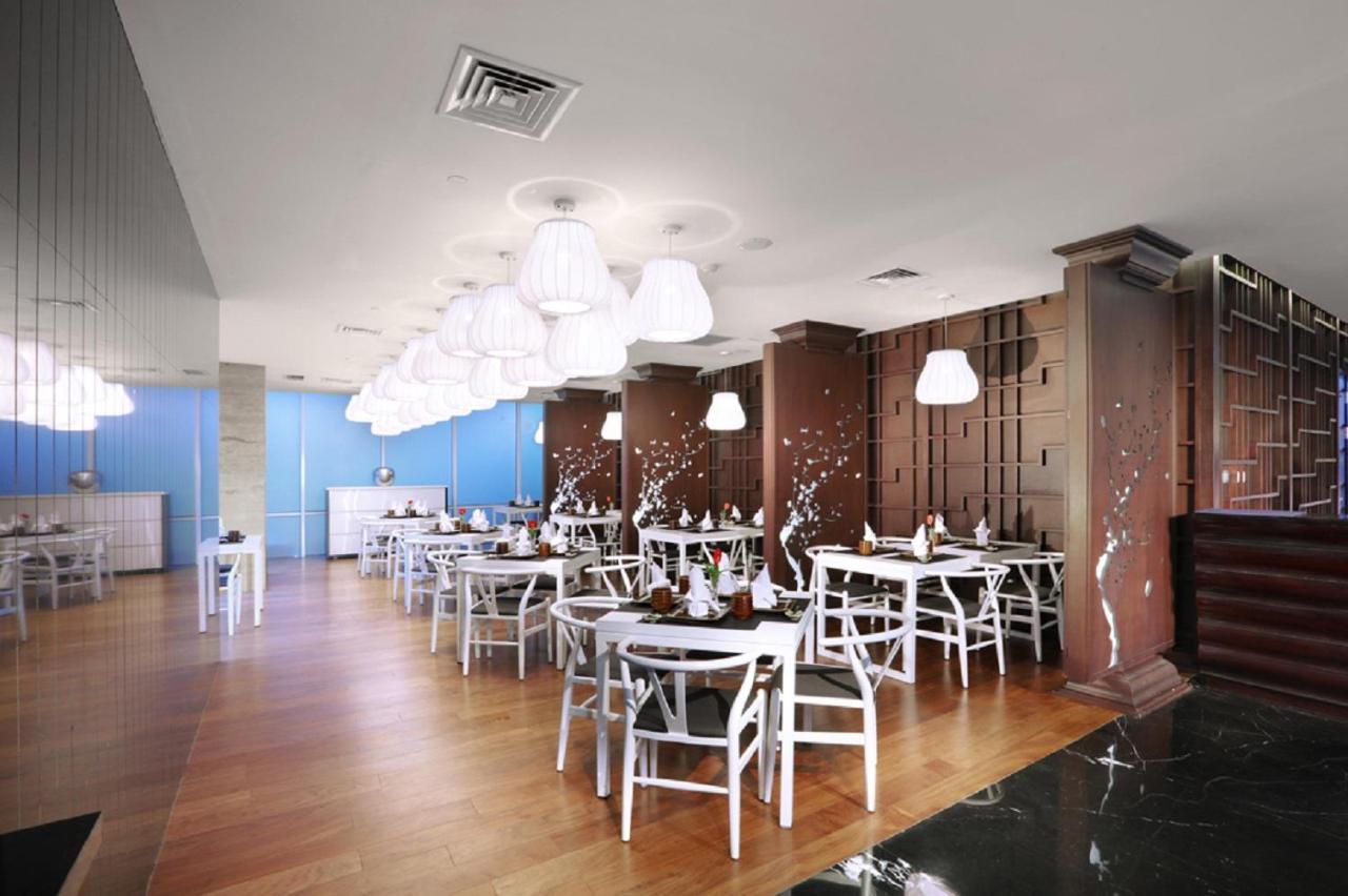 Aston Priority Simatupang Hotel And Conference Center Τζακάρτα Εξωτερικό φωτογραφία